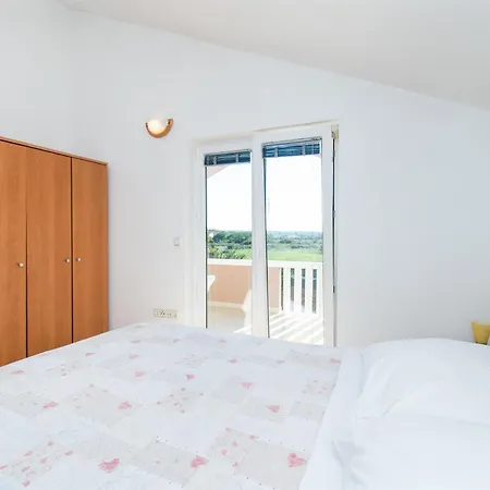 Ivan Apartment Nin