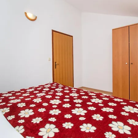 Apartment Nikola Nin