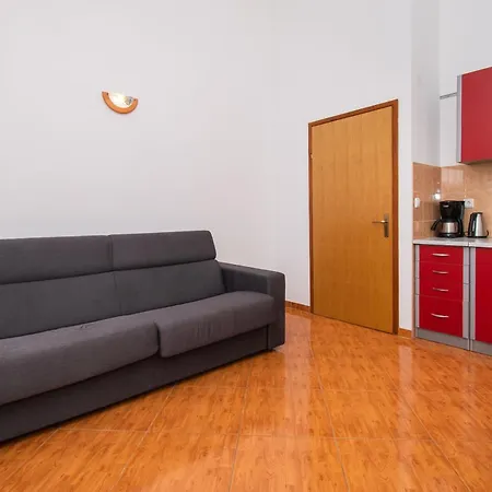 Nikola Apartment Nin