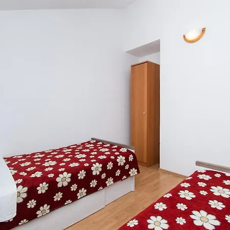 Apartment Nikola Nin